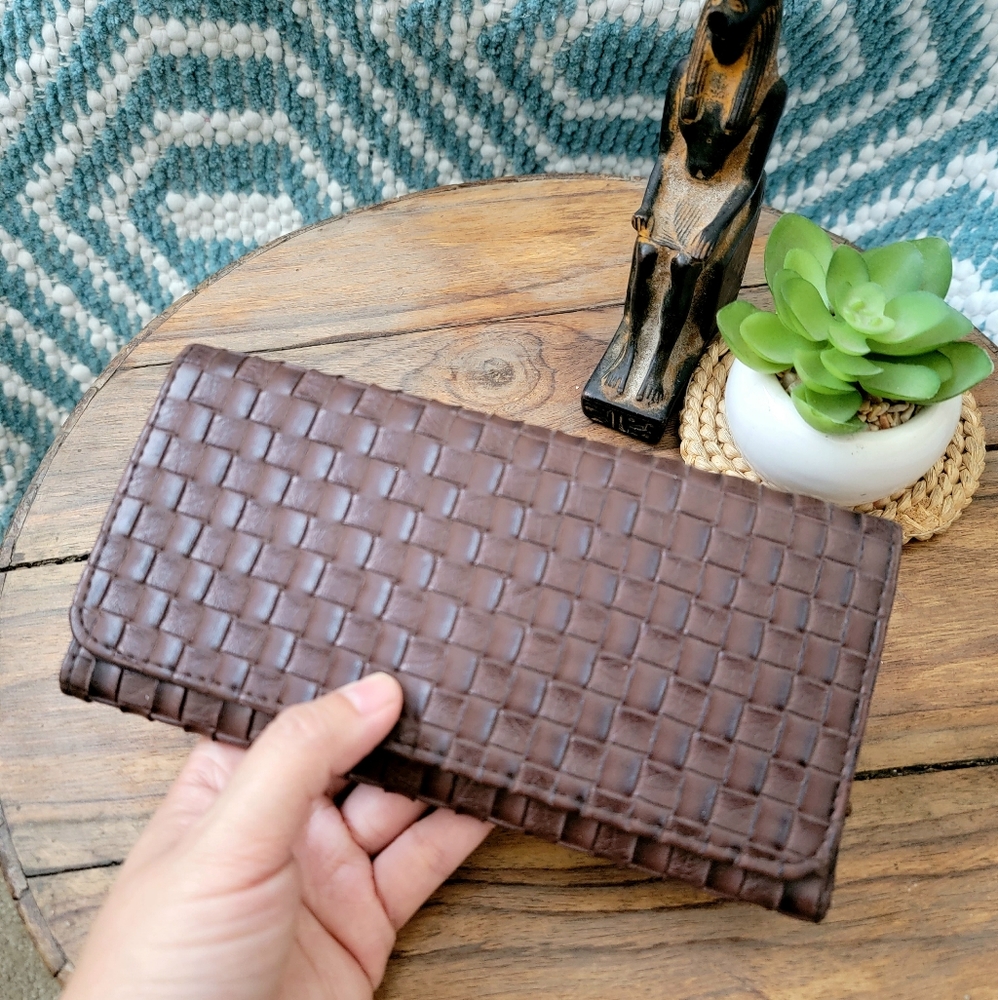 Boho chic woven wallet brown leather